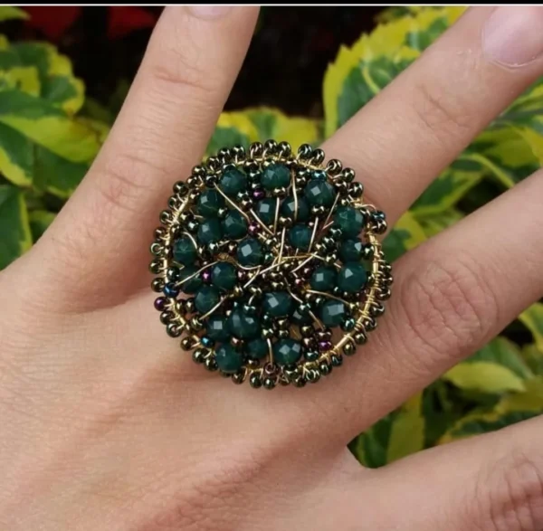 Anillo Pekín verde